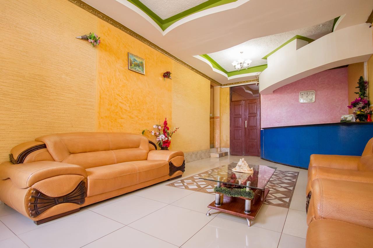 Grande Hotel Isiolo Eksteriør billede
