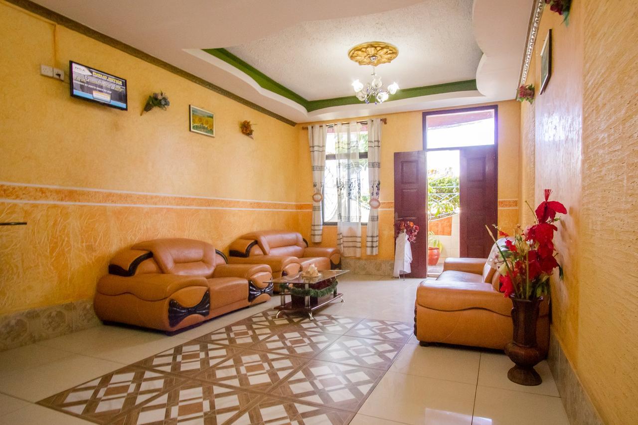 Grande Hotel Isiolo Eksteriør billede